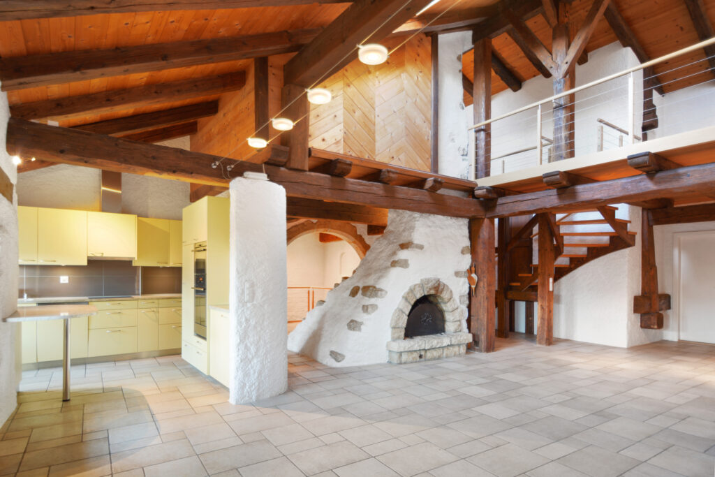 A beautiful, renovated semi-detached farmhouse comprising 2 apartments
