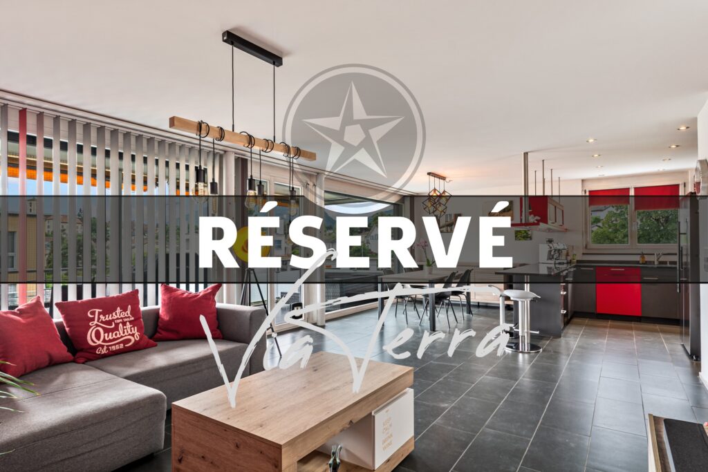 RESERVED – Charming 4.5-room apartment with windows on both sides